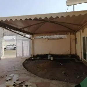 0076 افق جدة للهناجر والمظلات ساندوتش بانل | مظلات