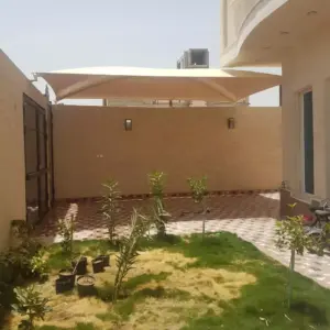 0105 افق جدة للهناجر والمظلات ساندوتش بانل | مظلات