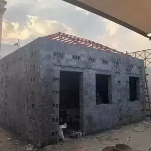 0437 افق جدة للهناجر والمظلات ساندوتش بانل | بناء مجالس