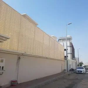 افق جدة للهناجر والمظلات ساندوتش بانل | سواتر