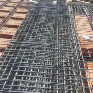 1076 افق جدة للهناجر والمظلات ساندوتش بانل | مقاولات عامة