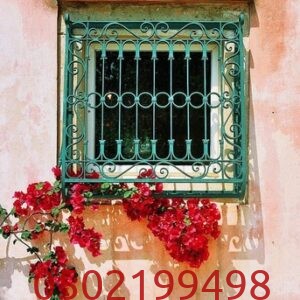 شبابيك حديد مودرن مربعات